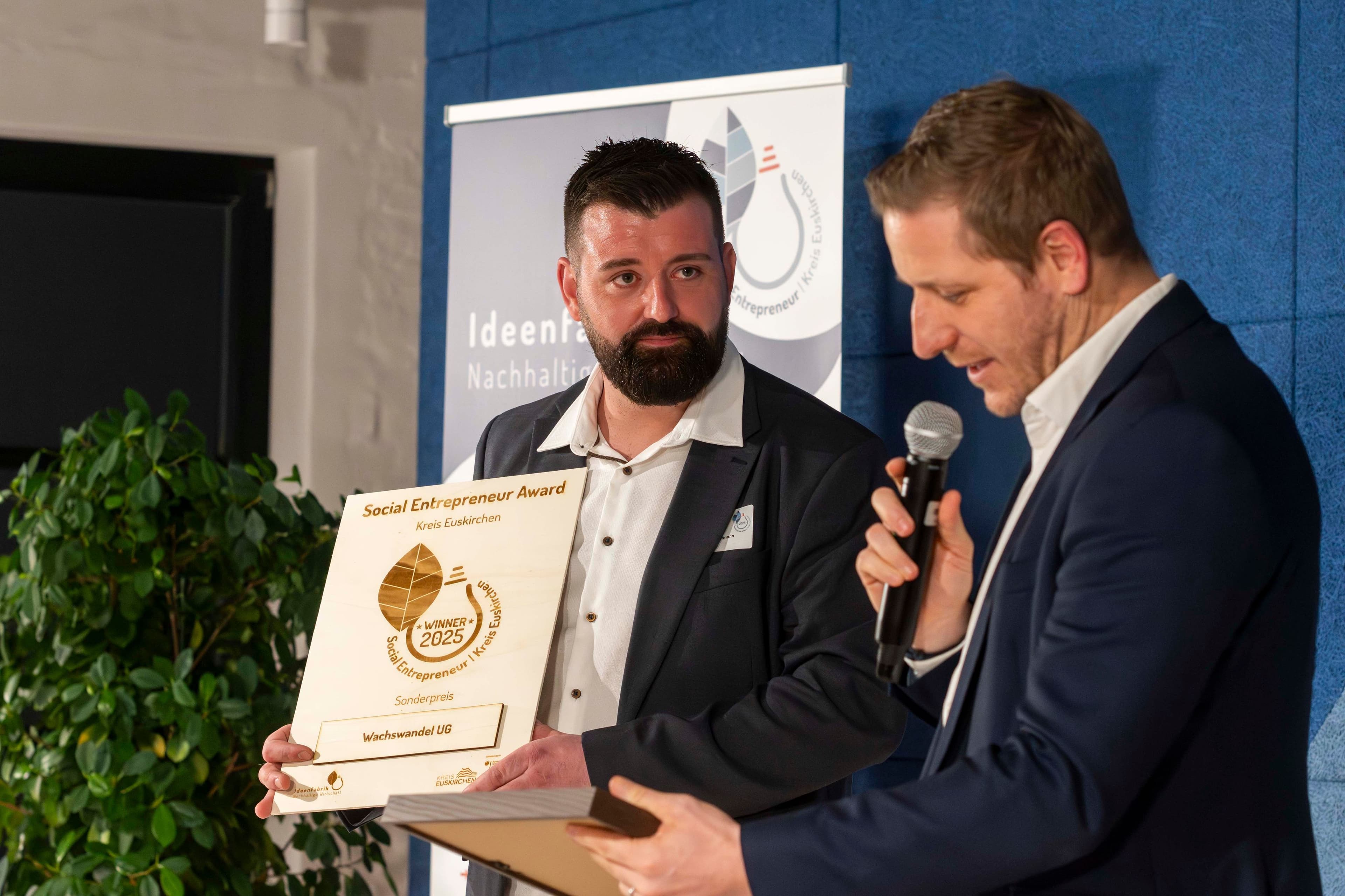 Meilensteine: Wachswandel gewinnt Social Entrepreneur Award